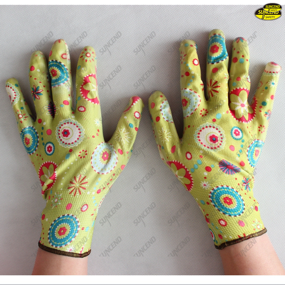 Colorful printing liner nitrile coated smooth gloves